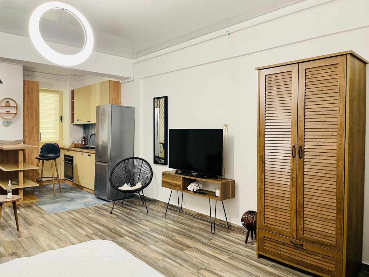 Ferienwohnung Luxury Studio - Maison 103 - Stefan Building Complex Năvodari Exterior foto